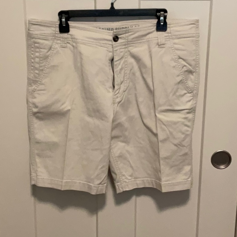 Massimo Cream Flat Front Shorts Versatile Cotton Blend
